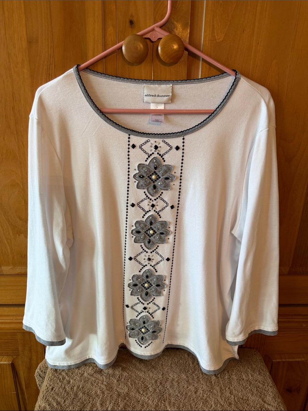 Alfred Dunner White Embellished Scoop Neck Women's Top